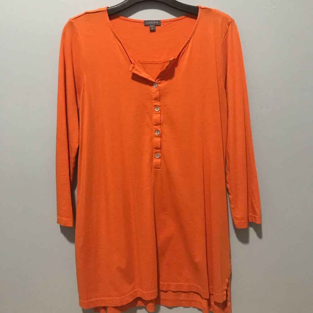 Lilla. P orange tunic